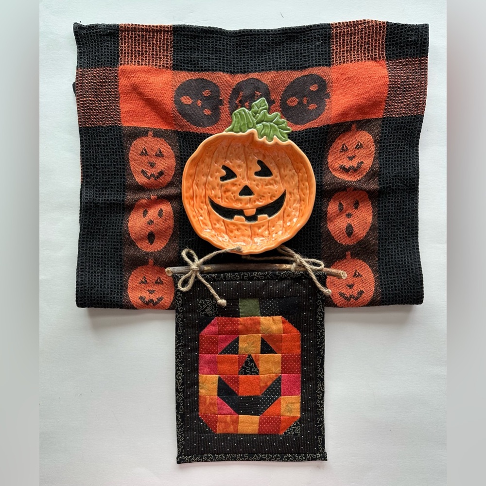 Halloween Jack-O-Lantern Dish, Tea Towel & Quilted Wall Hanging